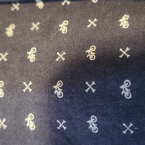 Cactus New York brand Men's button up dress shirt. Size Medium - Picture 2 of 4